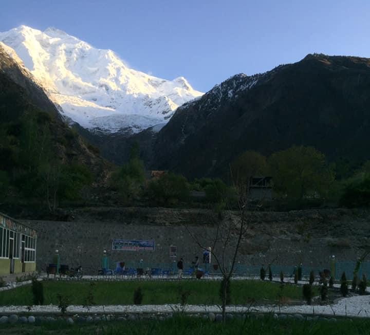 Hotel in Rakaposhi Gilgit with Rakaposhi View - Rozefs Tourism