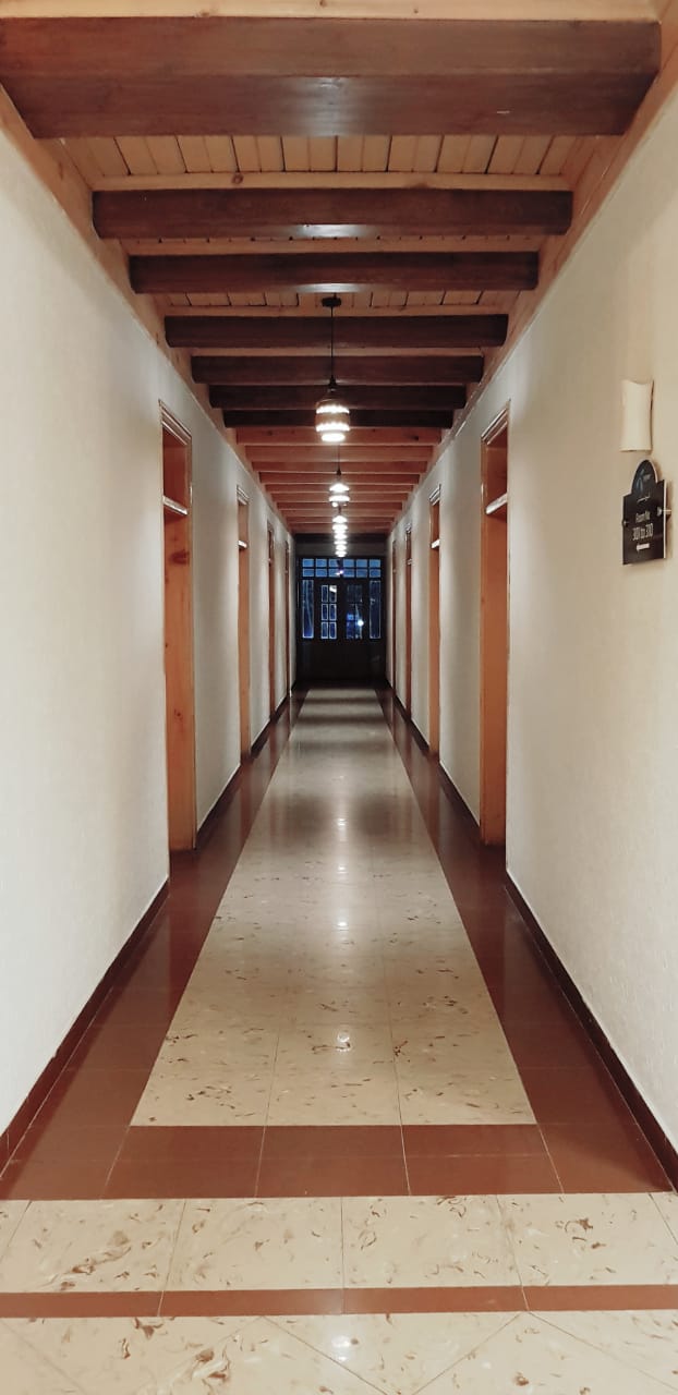 Rozefs Resorts - Naran hotel Hallway