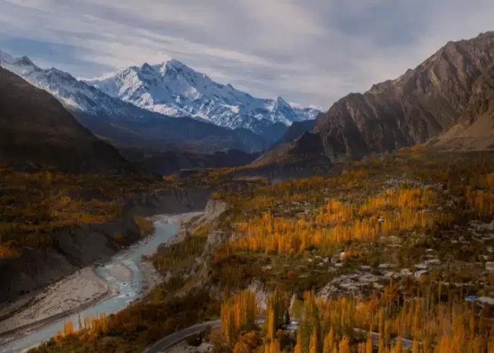 Picture of Hunza valley during Autumn season tour by Rozefs Tourism
