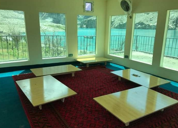 traditional dining room of Attabad Lake hotel - Rozefstourism.com